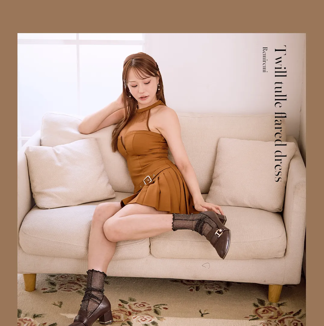 【Glossy/グロッシー】ストーン付き/ ホルター/ シルバーボタン/ フレア/ セットアップ/ ミニドレス/ キャバドレス4