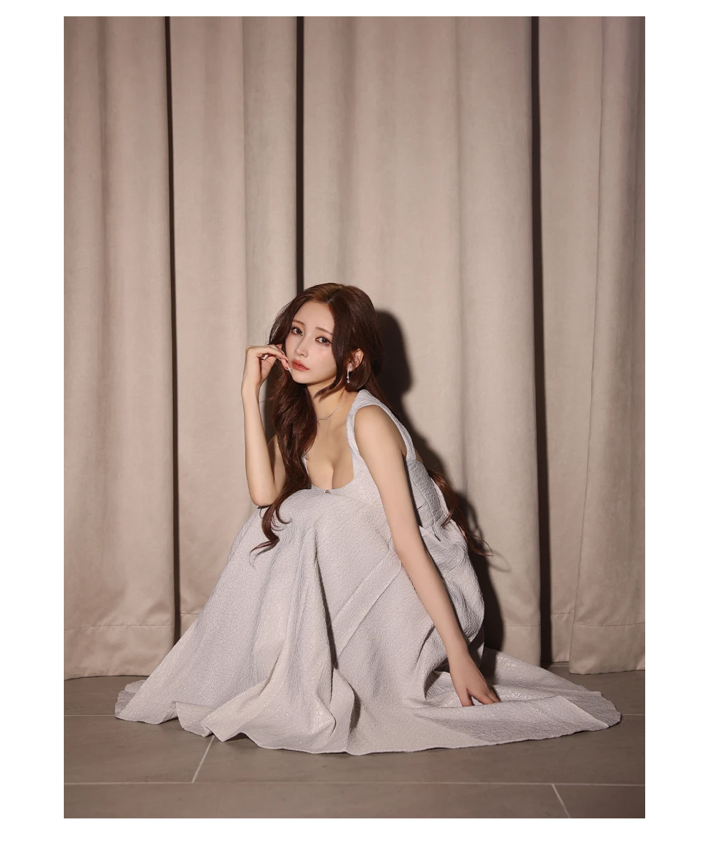 バックオープン起毛ニットフレアミニキャバドレス