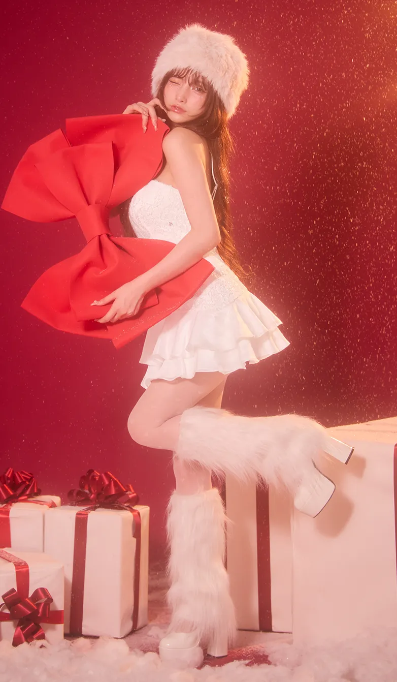 【ROBE de FLEURS Glossy/ローブ・ド・フルール グロッシー】ボタン/ キャミソール/ タイト/ ミニドレス/ キャバドレス