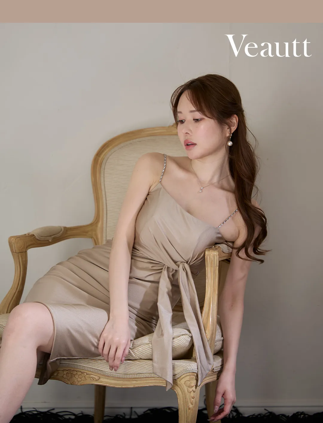 【ANDY/アンディ】襟付き/ ワンカラー/ タック/ 七分袖/ 袖あり/ Vネック/ バストジップ/ タイト/ ミニドレス/ キャバドレス4