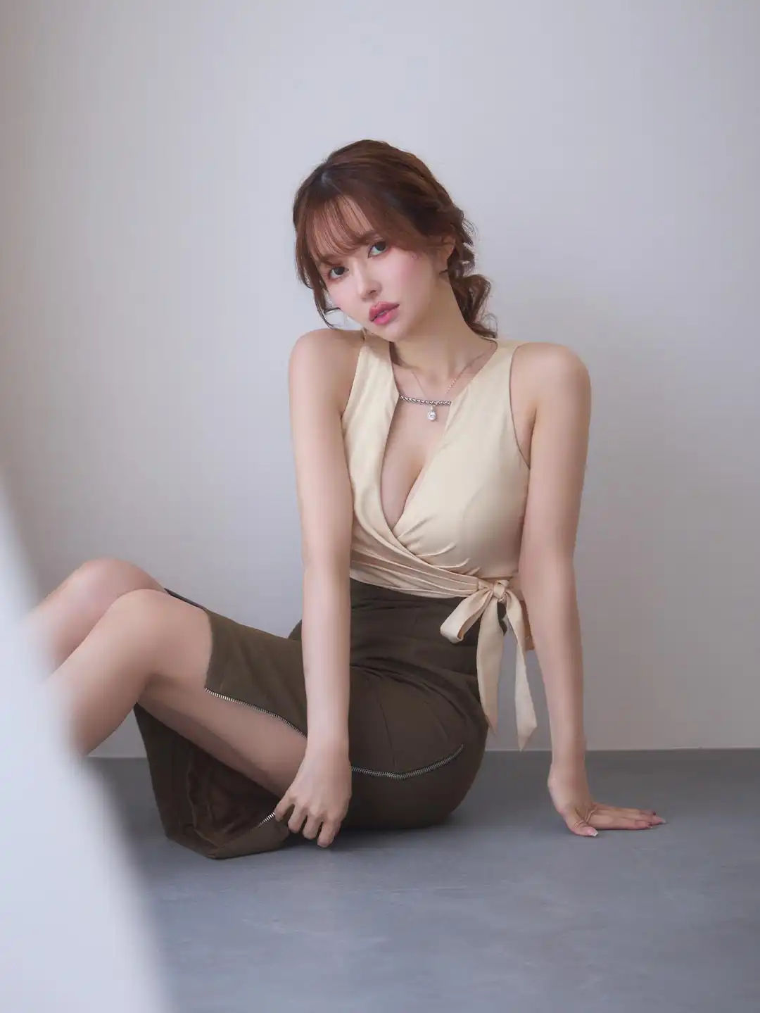 バックオープン起毛ニットフレアミニキャバドレス