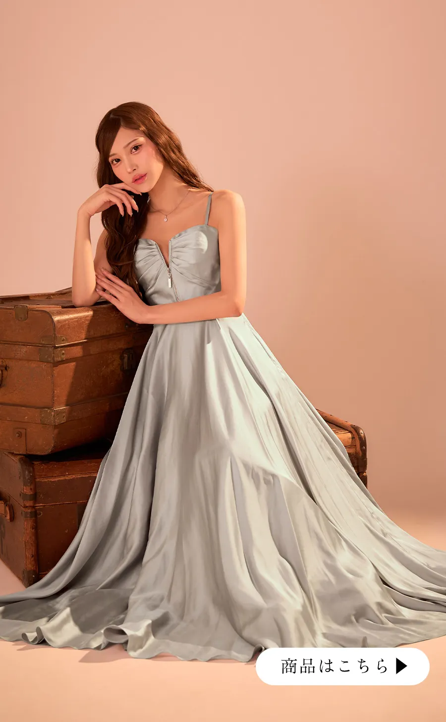 casual mini
モノトーンで魅せる。洗練された大人のカジュアルミニ