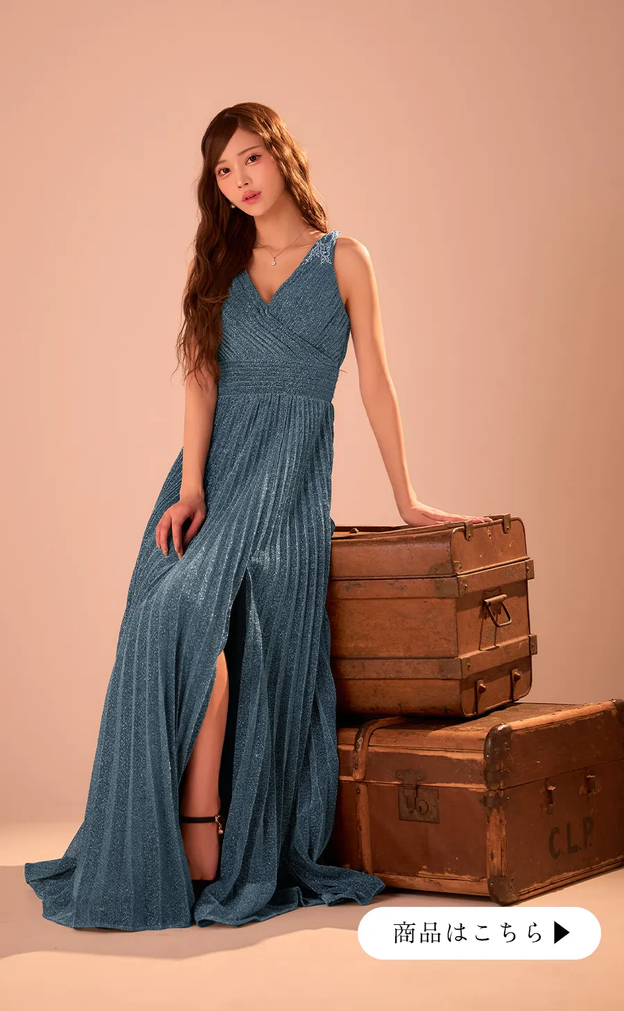 casual mini
モノトーンで魅せる。洗練された大人のカジュアルミニ