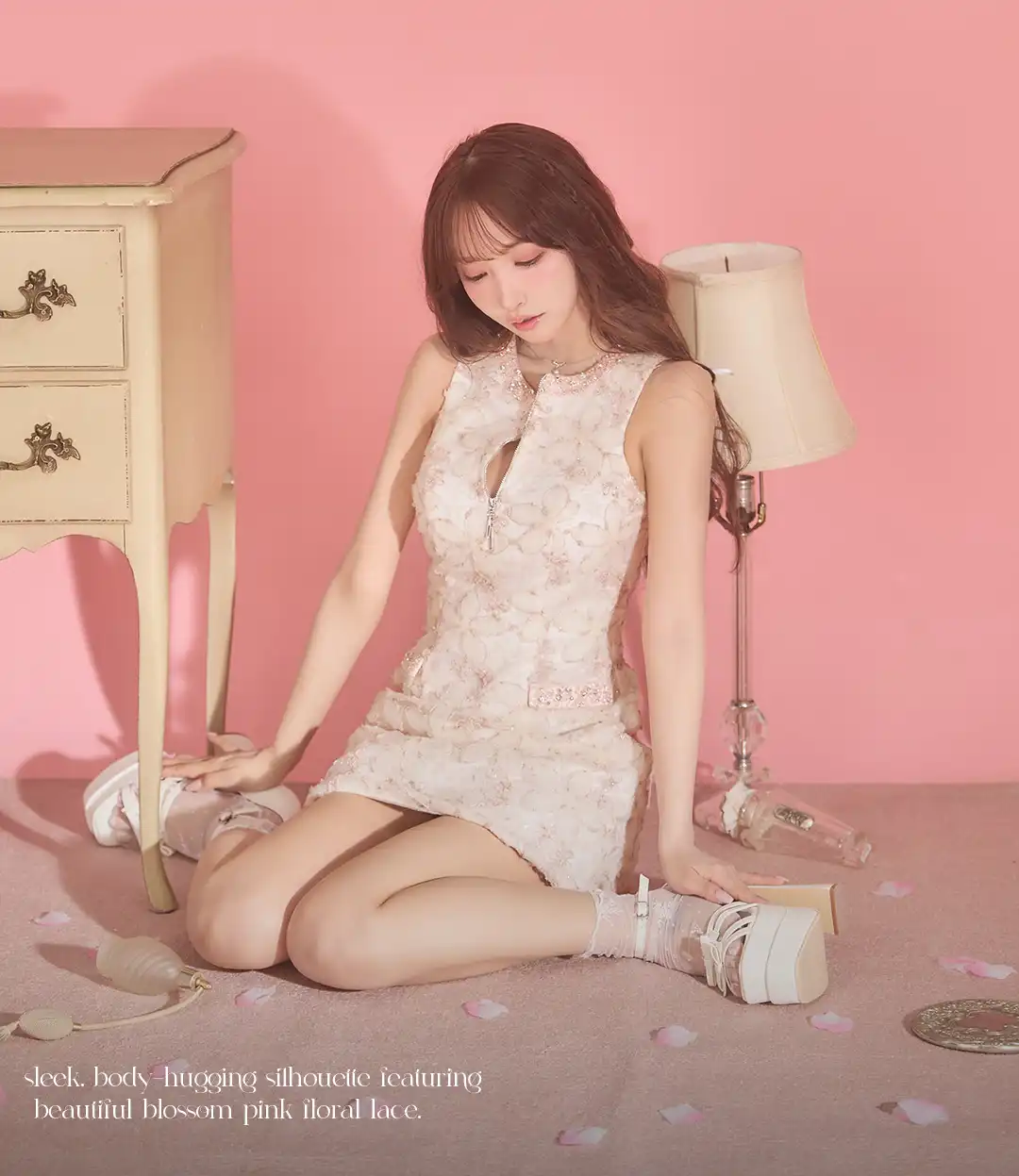 バックオープン起毛ニットフレアミニキャバドレス