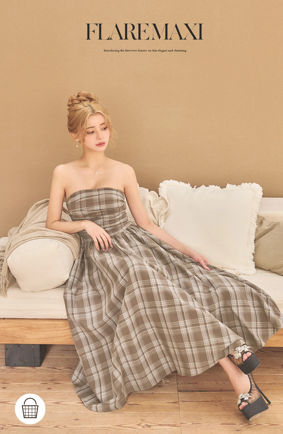 チェックロング ベアトップワンピ シャーリング フレアドレス ミモレ丈 ハイウエスト 上品 大人フェミニン デコルテ見せ 美シルエット 秋コーデ 1