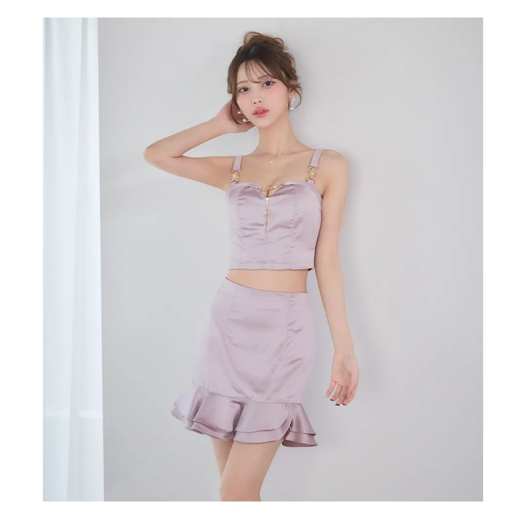 【an/アン】ゴールドバックル/ バストジップ/ サテン/ フリル/ キャミソール/ タイト/ セットアップ/ ミニドレス/ キャバドレス