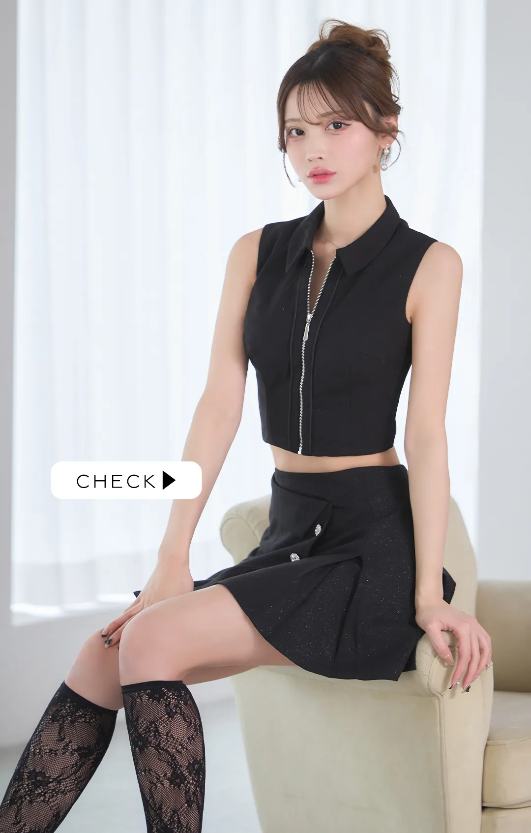 【an /アン】 バイカラーあり/ ラメ/ ビジューボタン/ ノースリーブ/ ウエスト折り返し/ ボックスプリーツ/ バストジップ/ フレア/ セットアップ/ ミニドレス/ キャバドレス