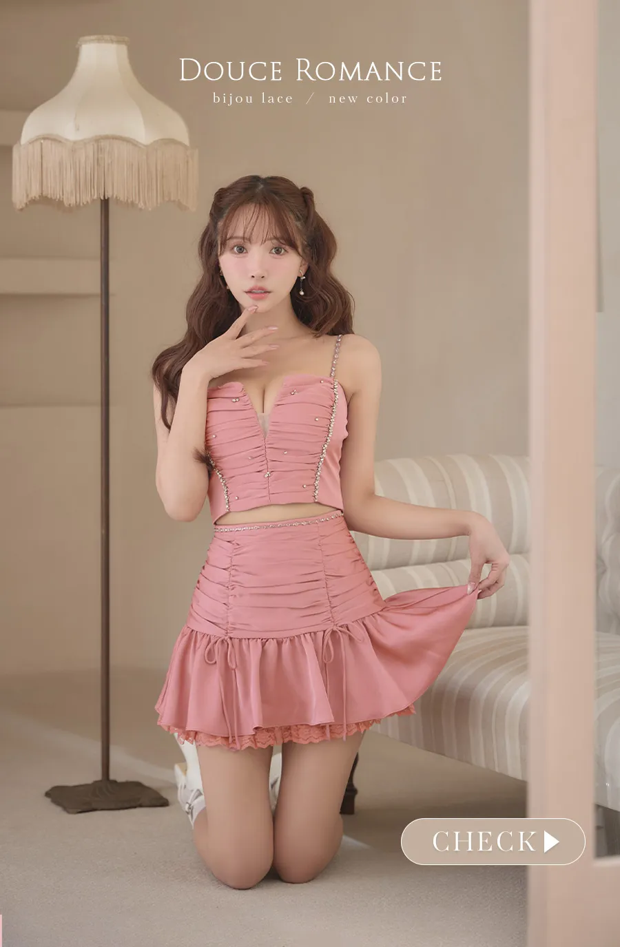三上悠亜＆カルアが着る、Douce Romanceミニドレス9