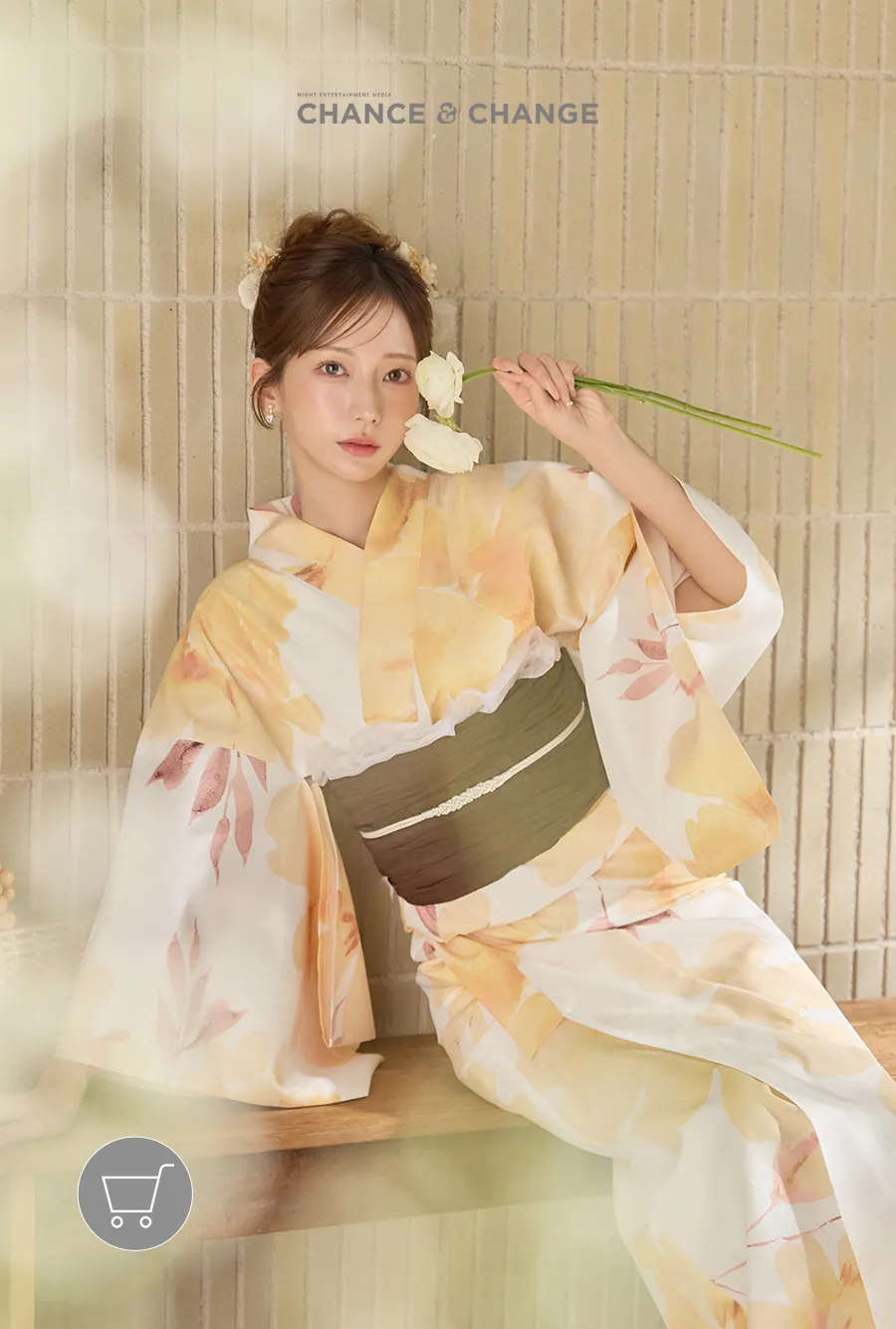 casual mini
モノトーンで魅せる。洗練された大人のカジュアルミニ