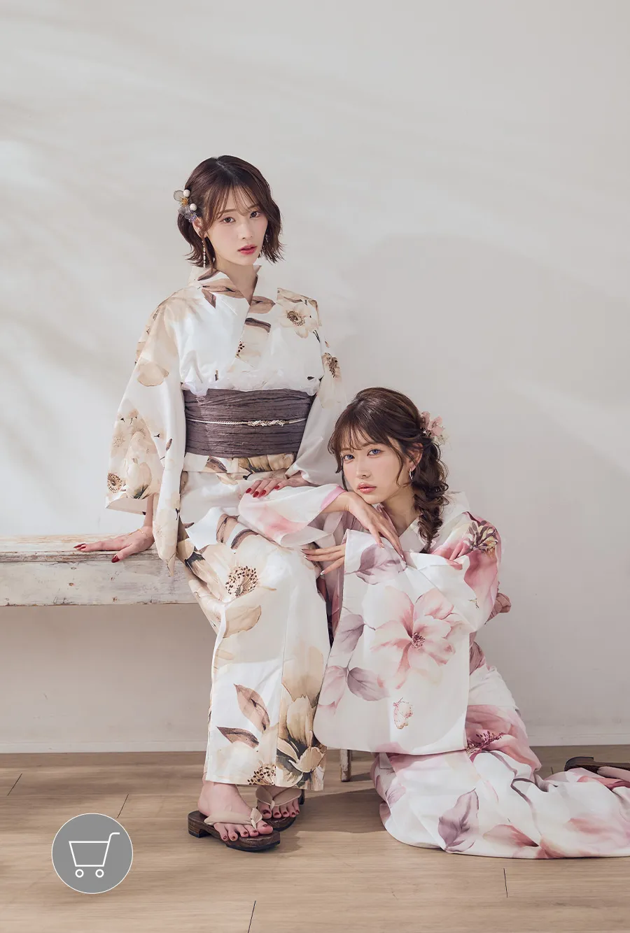 casual mini
モノトーンで魅せる。洗練された大人のカジュアルミニ