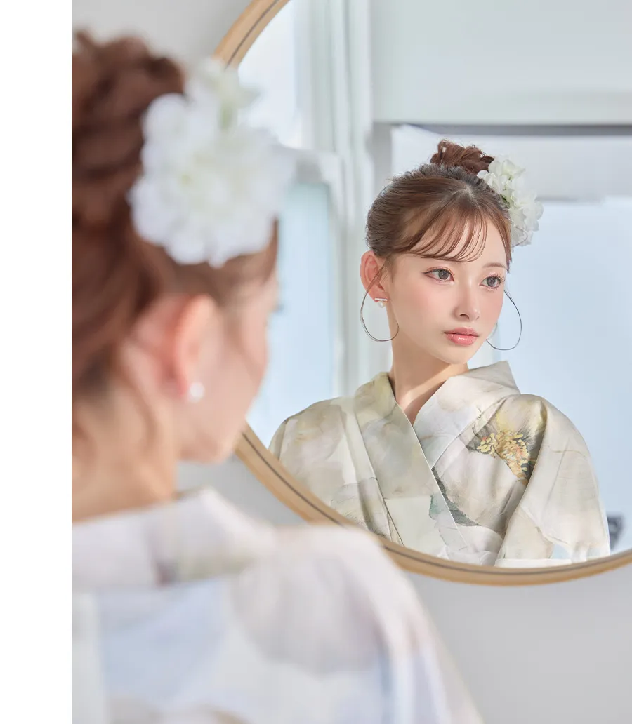 casual mini
モノトーンで魅せる。洗練された大人のカジュアルミニ