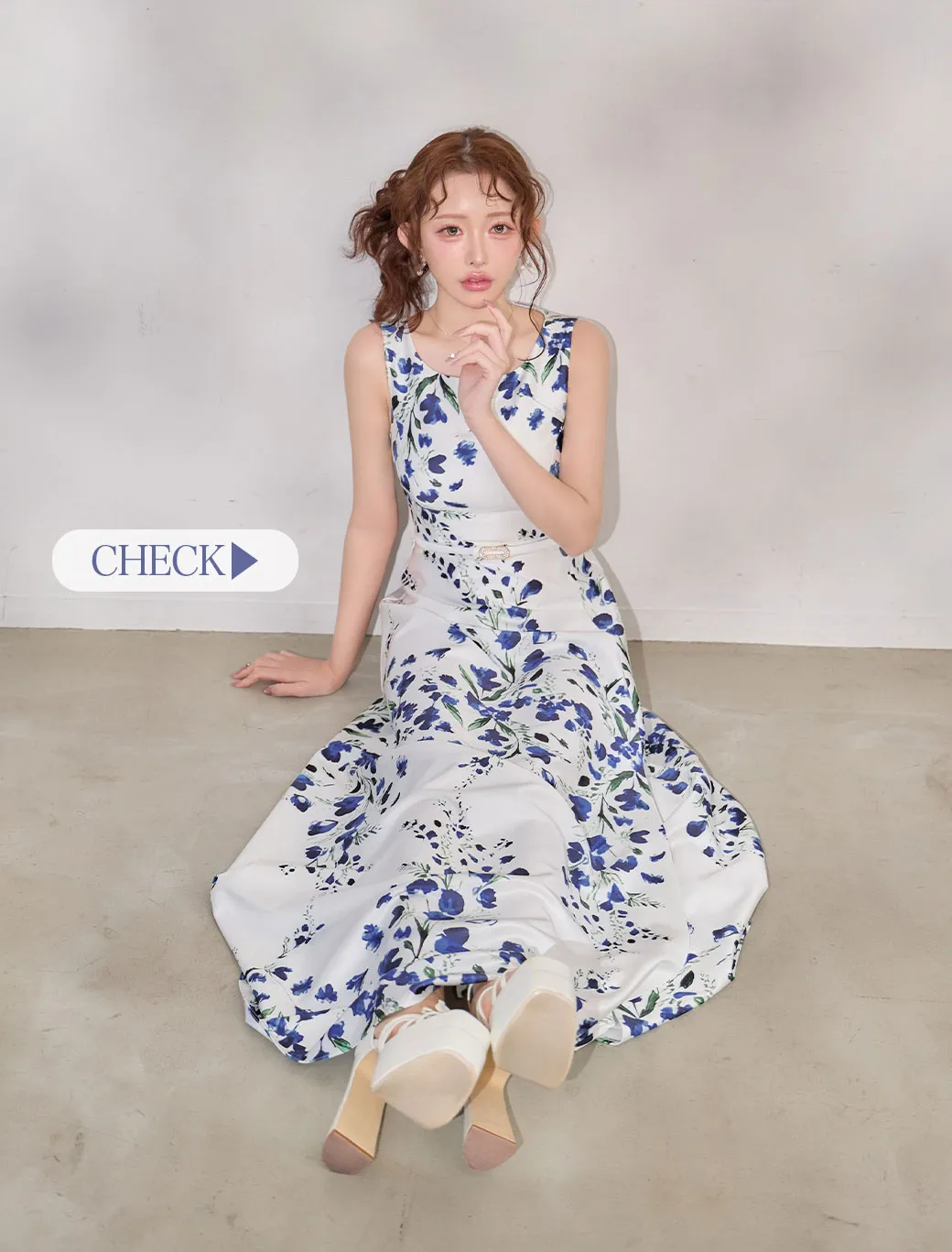 【ANDY/アンディ】ベアトップ/ ウエストカット/ ノースリーブ/ 総柄/ リボン/ Aライン/ フレア/ ワンピース/ ロングドレス/ キャバドレス