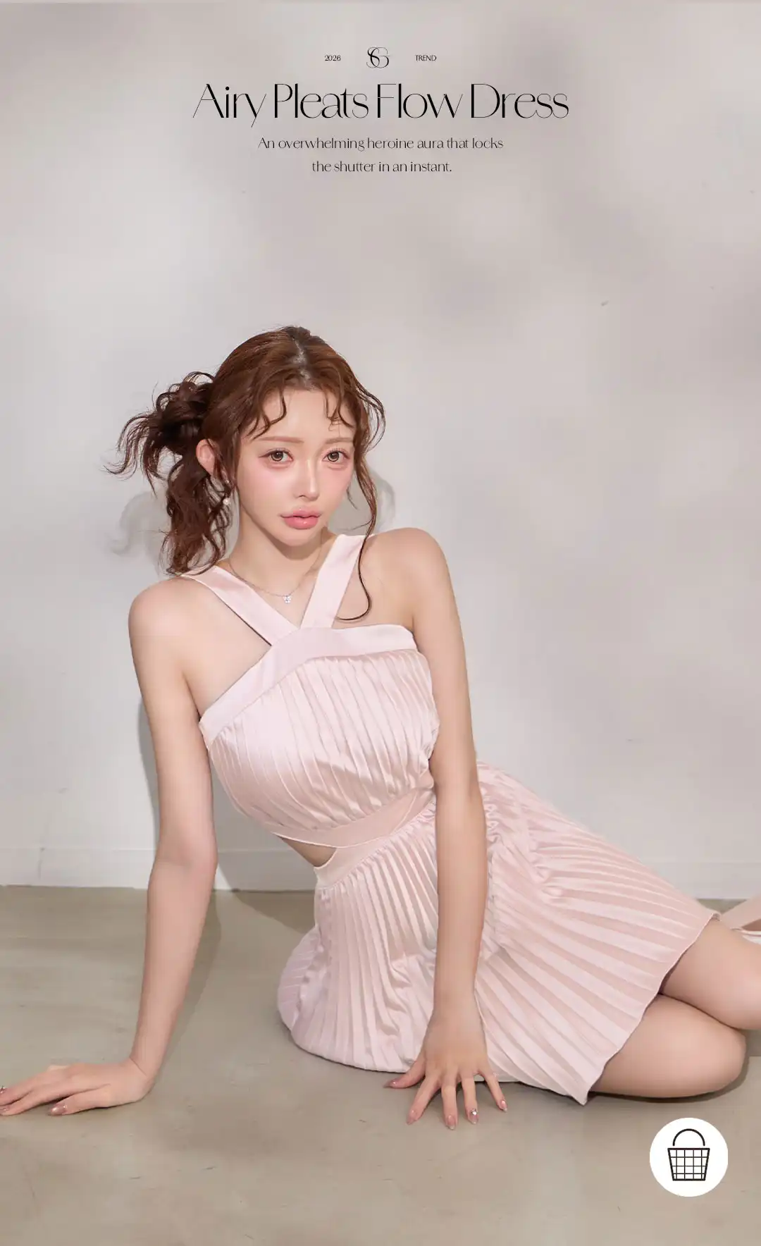 【ANDY/アンディ】ノースリーブ/ サテン/ ワンカラー/ プリーツ/ サイドカット/ フレア/ ミニドレス/ キャバドレス1