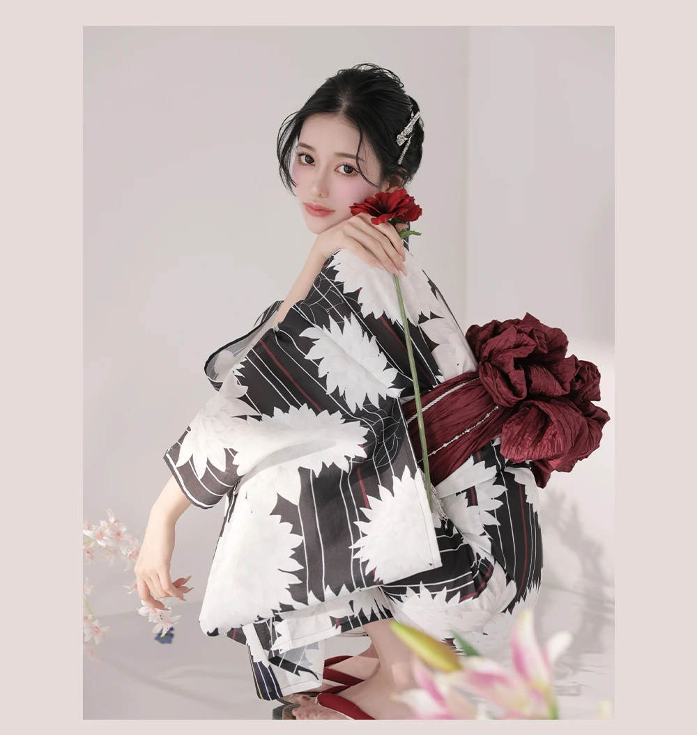 Modern Dahlia Yukata 3