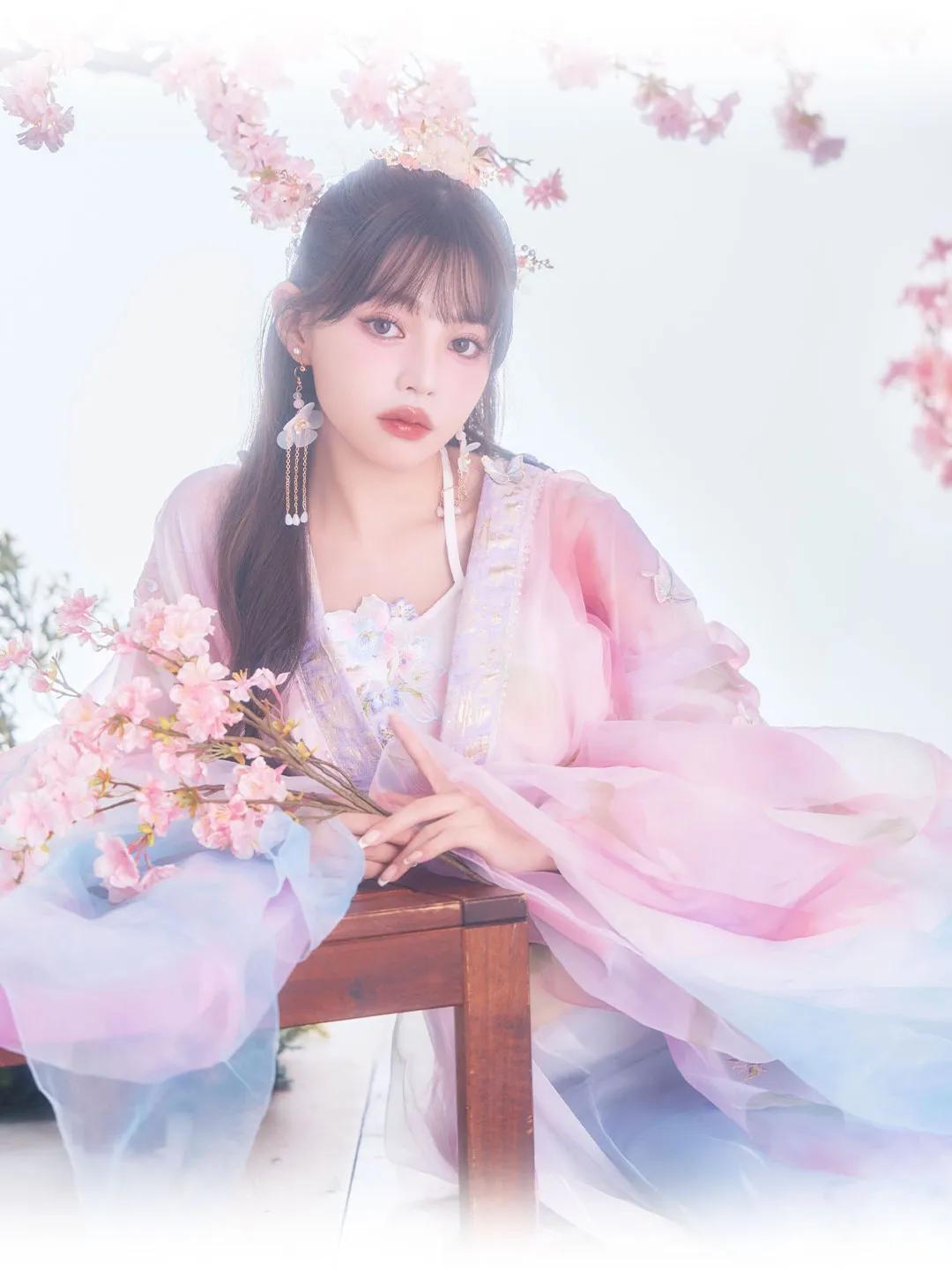 吉木千紗都が着る、ワンホンに大人気の新作漢服-12