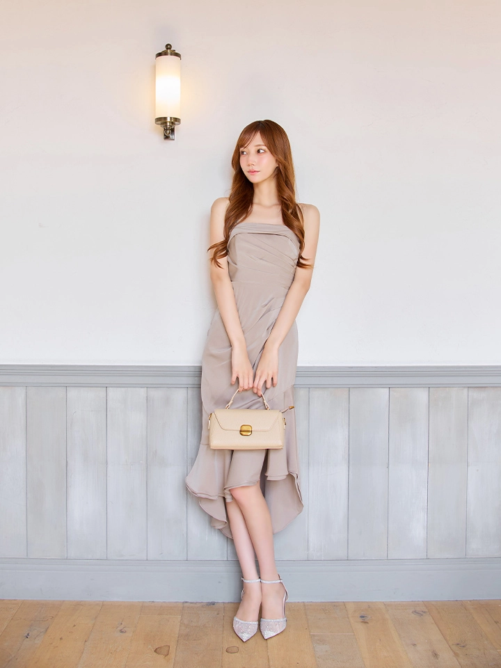 【JEAN MACLEAN/ジャンマクレーン】サテン/ タック/ ワンカラー/ キャミ/ アシンメトリー/ マーメイド/ ミディアムドレス/ キャバドレス1