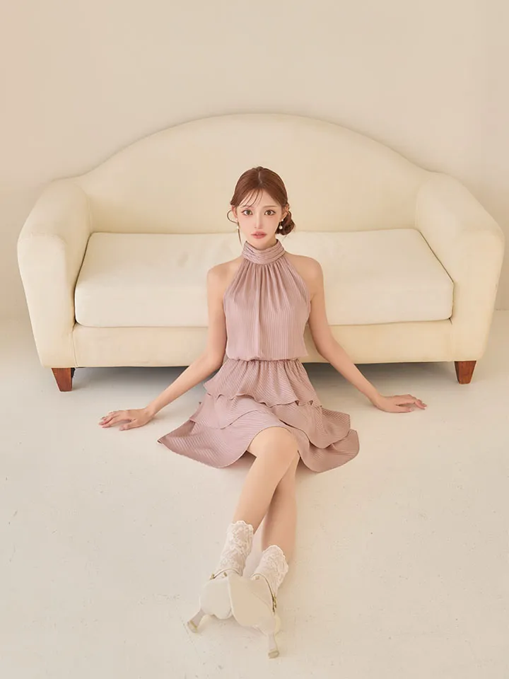 【IRMA/イルマ】ストライプ/ ティアード/ アメリカンスリーブ/ バックリボン/ ハイネック/ フリル/ シフォン/ フレア/ ミニドレス/ キャバドレス1