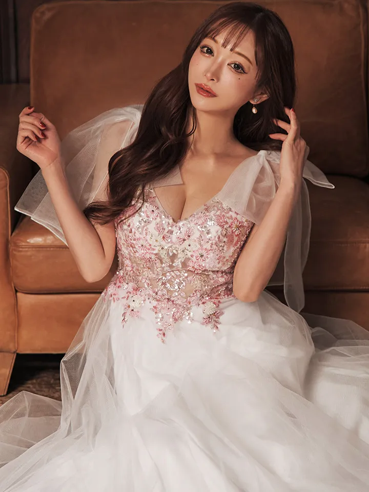 【Lip line/リップライン】フラワー刺繍/ ビーズ/ ノースリーブ/ シアー/ チュール/ ショルダーリボン/ フレア/ ロングドレス/ キャバドレス long1