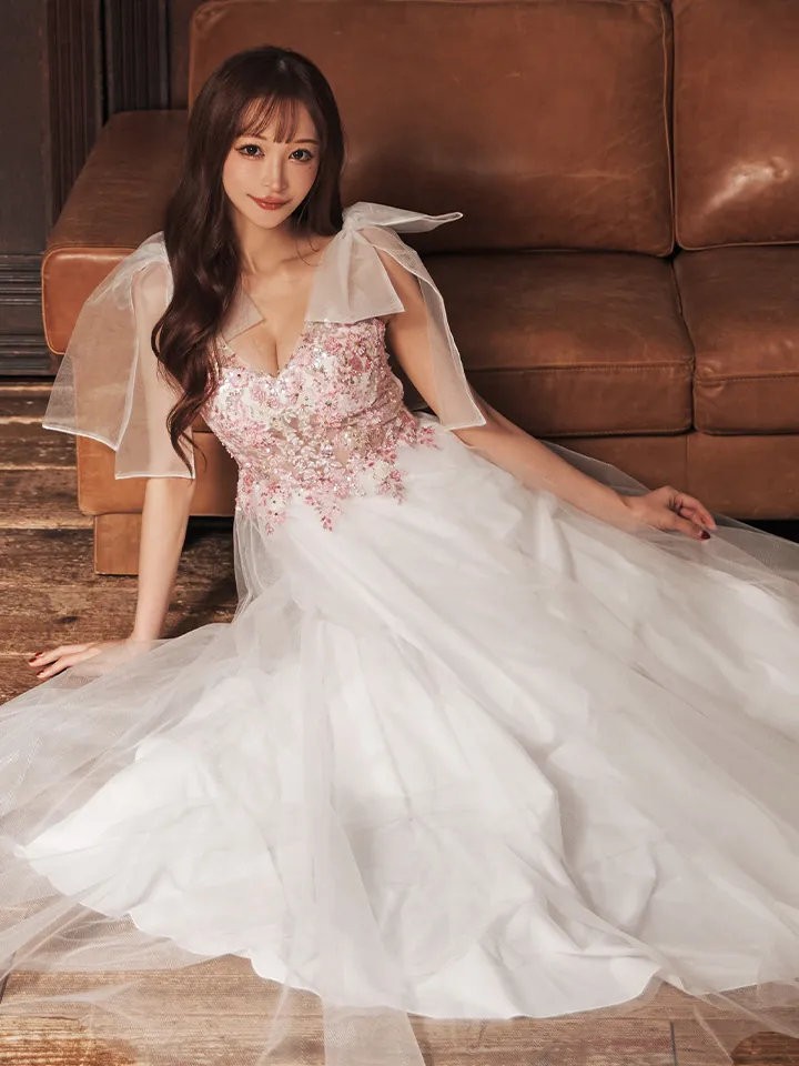 【【Lip line/リップライン】フラワー刺繍/ ビーズ/ ノースリーブ/ シアー/ チュール/ ショルダーリボン/ フレア/ ロングドレス/ キャバドレス long2