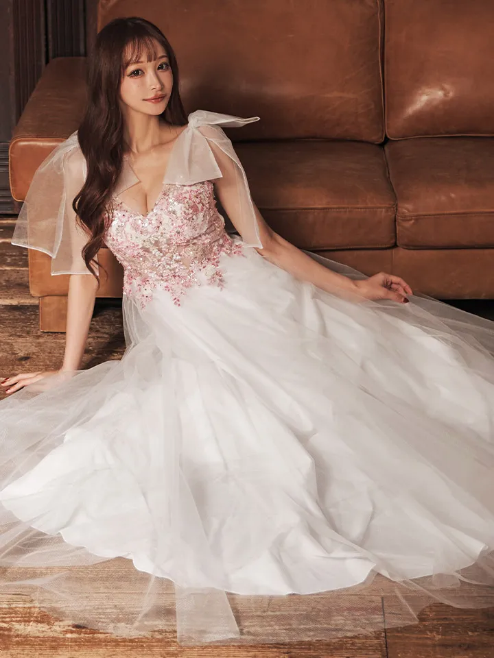 【【Lip line/リップライン】フラワー刺繍/ ビーズ/ ノースリーブ/ シアー/ チュール/ ショルダーリボン/ フレア/ ロングドレス/ キャバドレス long3