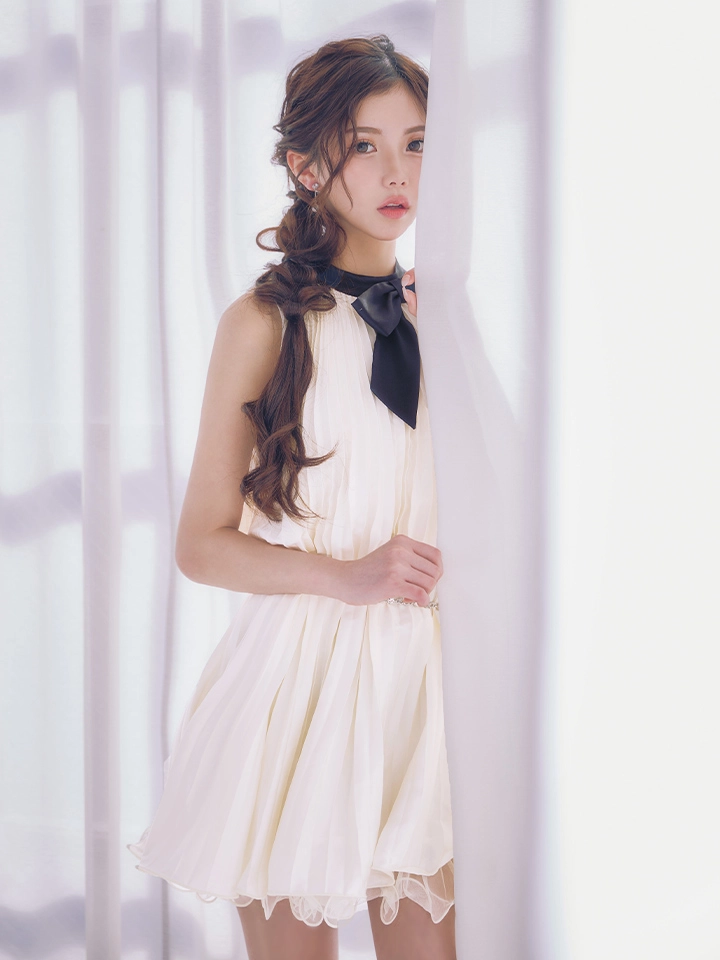 【an/アン】リボン/ チェーンベルト/ フリル/ プリーツ/ ノースリーブ/ Aライン/ フレア/ ミニドレス/ キャバドレス3