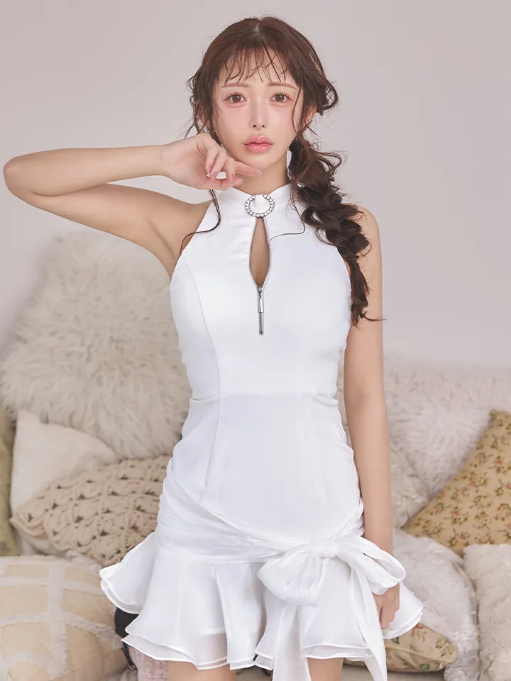 【an/アン】ハイネック/ バストジップ/ ネックビジュー/ リボン/ フリル/ フレア/ ミニドレス/ キャバドレス