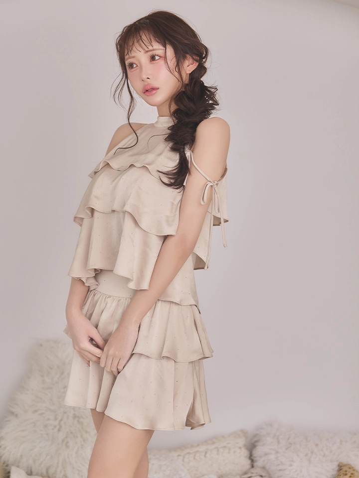 【an /アン】ラインストーン/ ハイネック/ アメリカンスリーブ/ ショルダーリボン/ ティアード/ フレア/ ミニドレス/ キャバドレス2