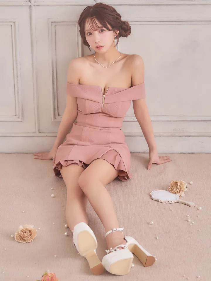 【DEA./ディア】バストジップ/ オフショル/ セットアップ/ フレア/ ミニドレス/ キャバドレス2