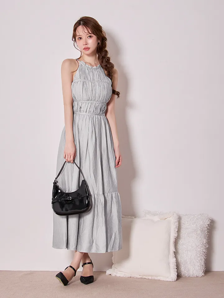 【DEA./ディア】ホルターネック/ サテン/ ティアード/ フレア/ ミディアムドレス/ キャバドレス1