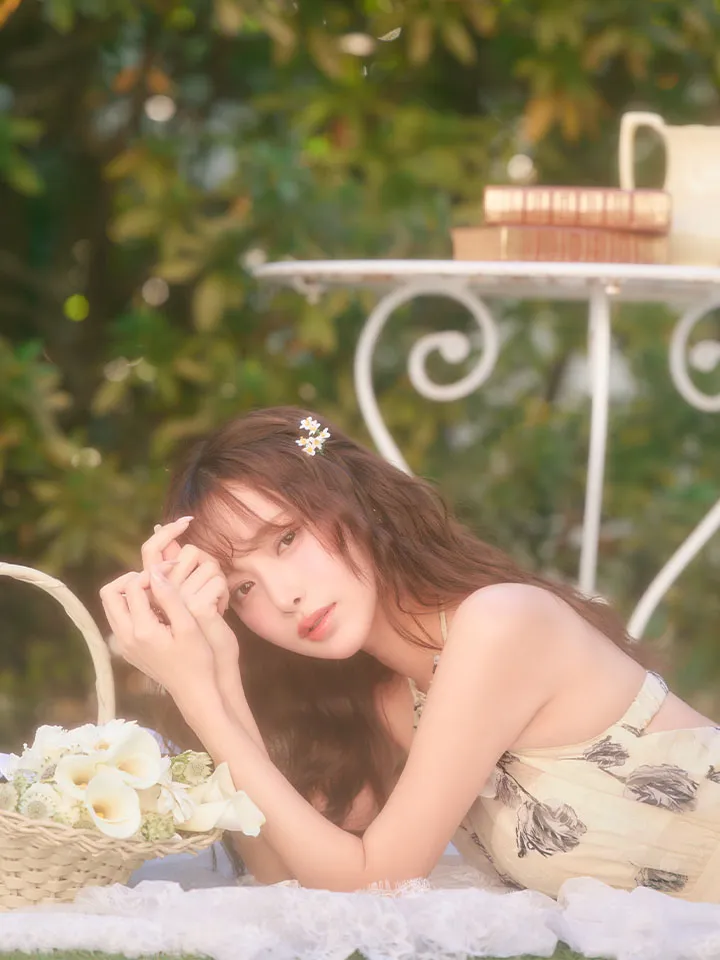 【DEA./ディア】フラワージャガード/ シフォン/ ホルターネック/ フレア/ ワンピース/ ミモレ丈/ ミディアムドレス/ キャバドレス 1