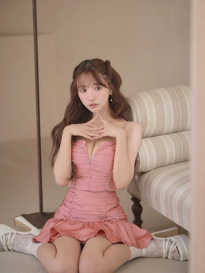 【ROBE de FLEURS/ローブドフルール】サテン/ ビジュー/ レース/ フレア/ キャミソール/ ツーピース/ セットアップ/ ミニドレス/ キャバドレス4