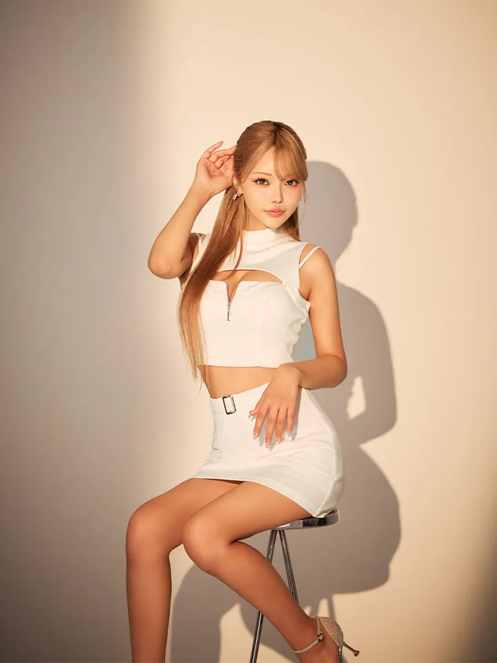 【Glossy/グロッシー】フロントジップ/ ノースリーブ/ ストレッチ/ 無地/ ワンカラー/ タイト/ セットアップ/ ミニドレス/ キャバドレス4