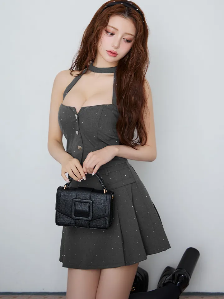 【Glossy/グロッシー】ストーン付き/ ホルター/ シルバーボタン/ フレア/ セットアップ/ ミニドレス/ キャバドレス