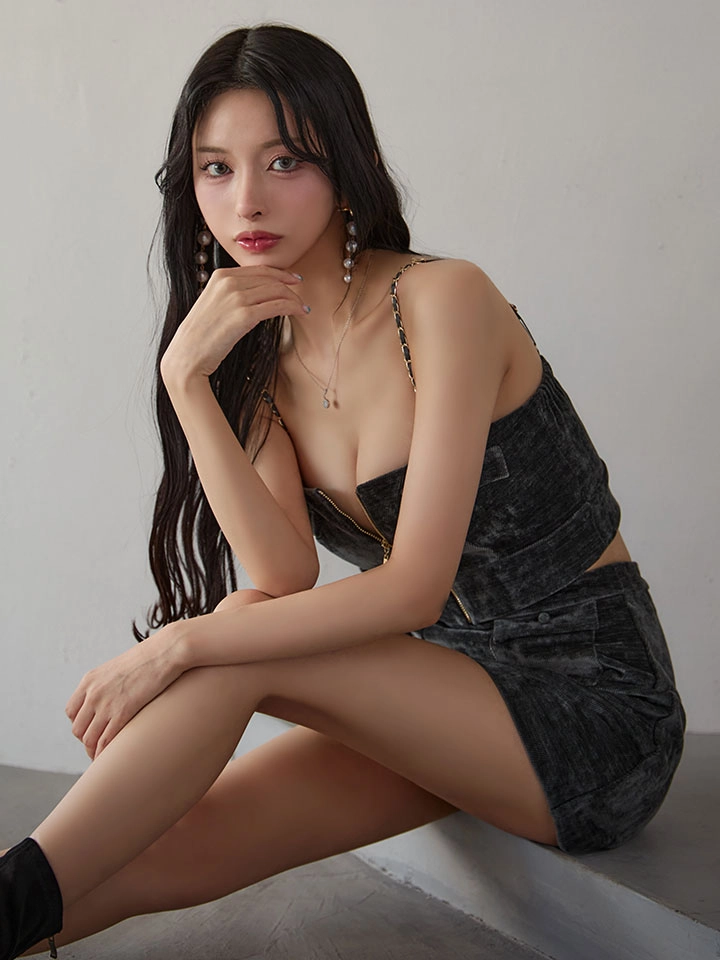 【Glossy/グロッシー】コーデュロイ/ バストジップ/ セットアップ/ ミニドレス/ キャバドレス1