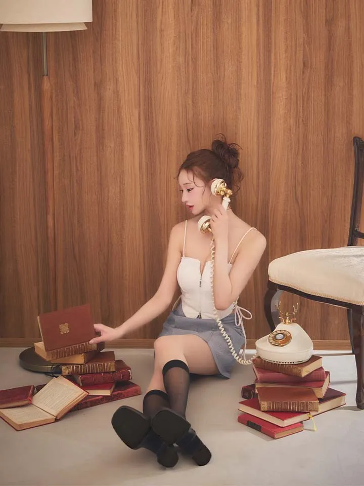 【Glossy/グロッシー】サイドレースアップ/ バイカラー/ ツーピース/ ミニドレス/ キャバドレス2