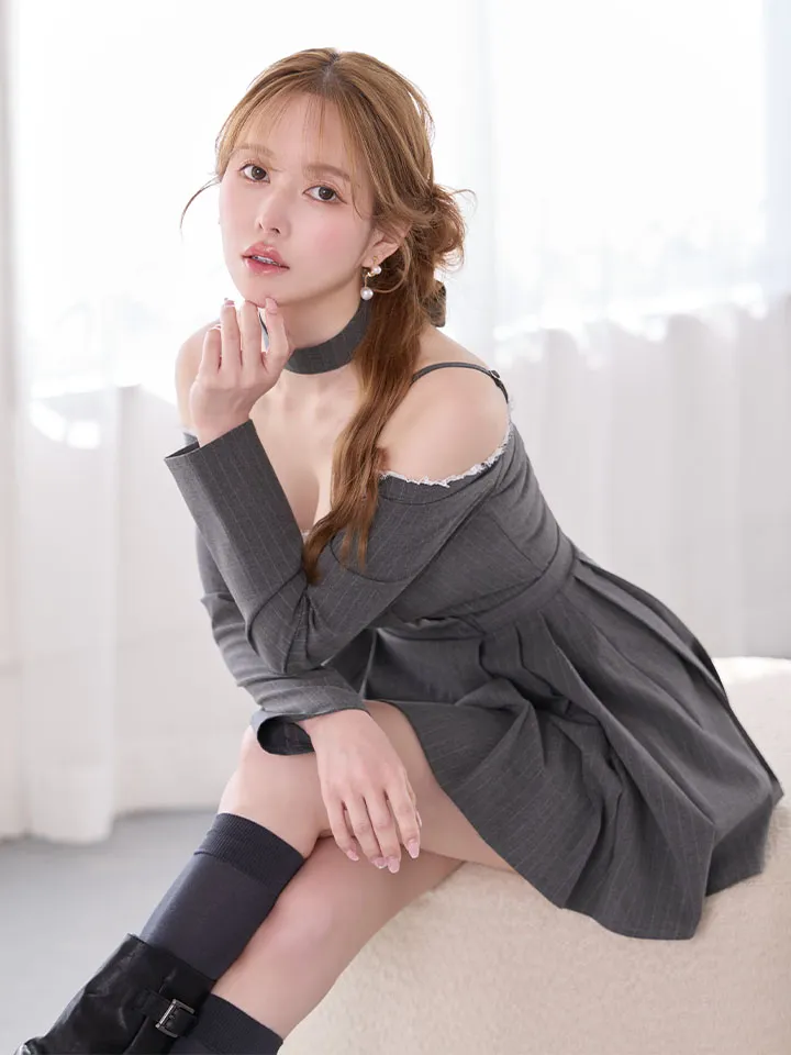 【Glossy/グロッシー】ダブルボタン/ ストライプ / フレア/ ミニドレス / キャバドレス2