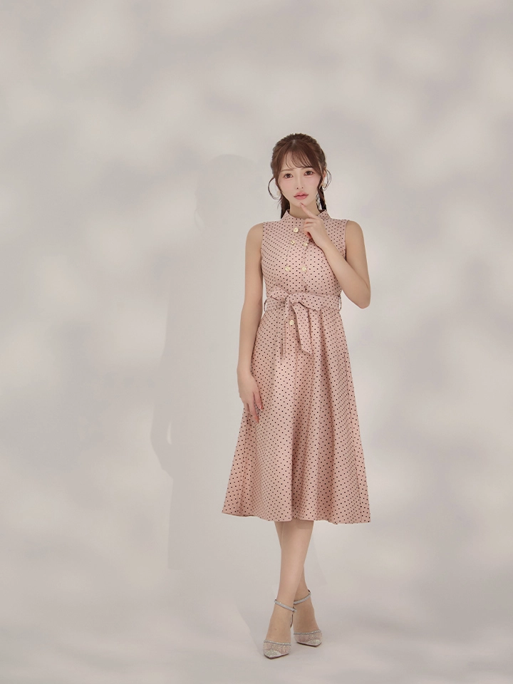 【GINZA COUTURE/銀座クチュール】ドット/ ボタン/ ハイネック/ ノースリーブ/ Aライン/ フレア/ 膝丈/ ミディアムドレス/ キャバドレス1