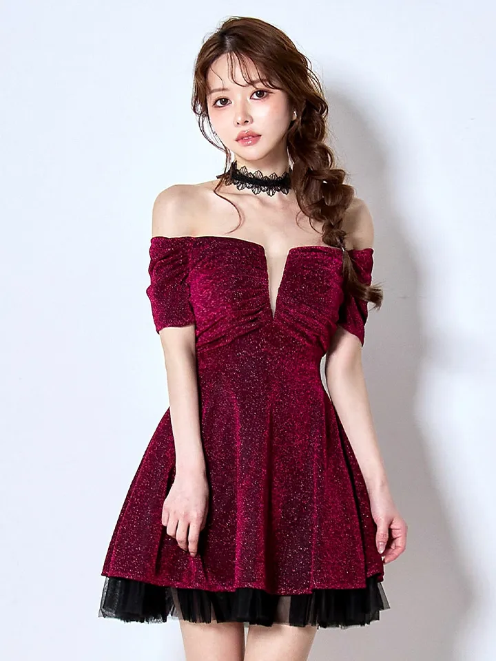 【Donia Quinn / ドニアクイーン】 ラメ/ オフショル/ ネックアクセサリー/ ストレッチ/ フレア/ ワンピース/ ミニドレス/ キャバドレス2