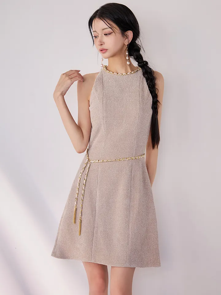 【VELIQUE/ヴェリーク】チェーンベルト付き/ ノースリーブ/ シンプル/ フレア/ ワンピース/ ミニドレス/ キャバドレス4