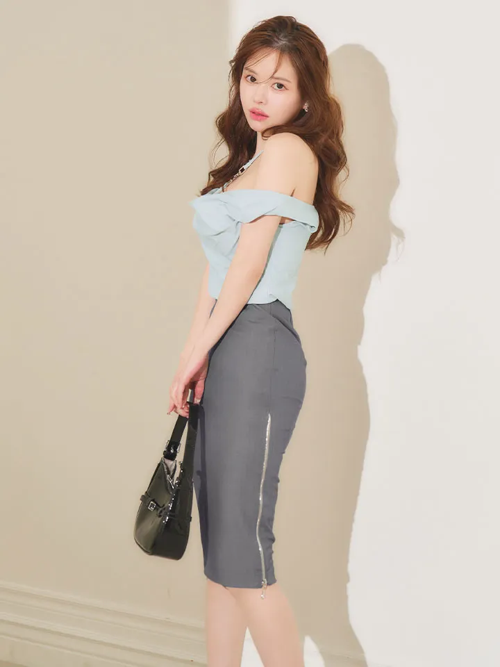 【Veautt/ヴュート】ワンショルダー/ アシンメトリーデザイン/ ドレープ/ チャーム/ バイカラー/ チェーン/ サイドファスナー/ タイト/ミディアムドレス/ キャバドレス4