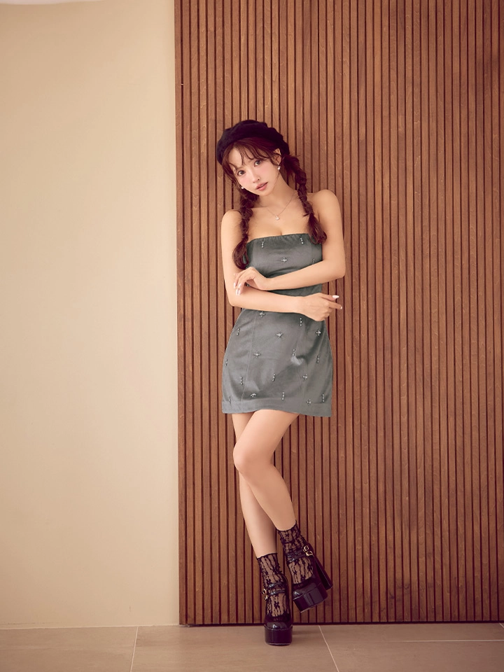 【ANIER./アニエル】【ROBE de FLEURS/ローブドフルール】Simple bear bijou mini dress/ シンプル/ ベア/ ビジュー/ ミニドレス/ キャバドレス1