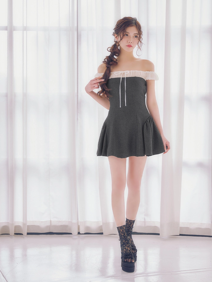 【ANIER./アニエル】【ROBE de FLEURS/ローブドフルール】Glitter flannel off-the-shoulder mini dress/ グリッター/ フランネル/ オフショルダー/ ミニドレス/ キャバドレス2