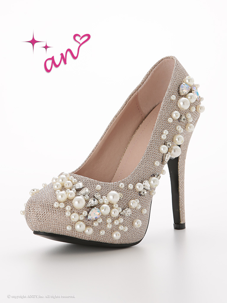 An 可愛いビジューが施され エレガントにゴージャスなパンプス S M Lサイズ ピンクベージュ An 可愛いビジューが施され エレガントにゴージャスなパンプス S M Lサイズ ピンクベージュ