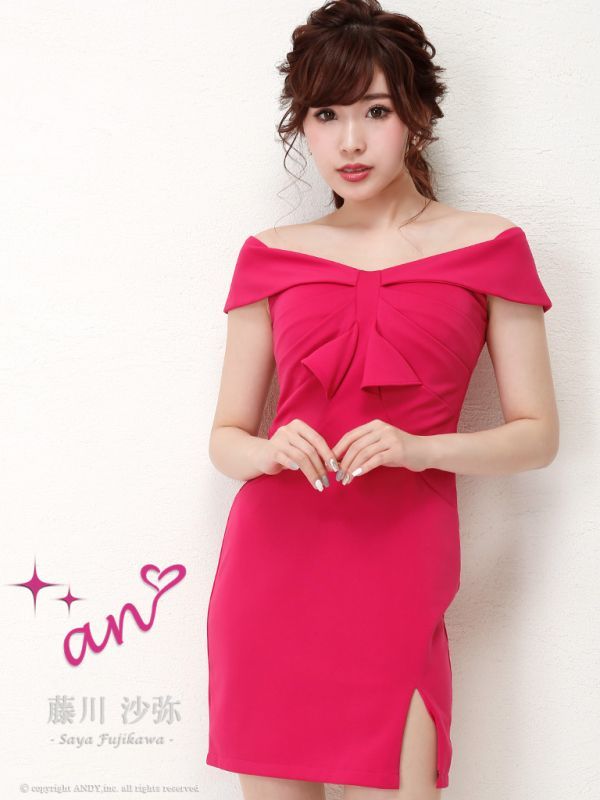 An シンプルなワンカラーの大人可愛いオフショルミニキャバドレス S Mサイズ チェリーピンク
