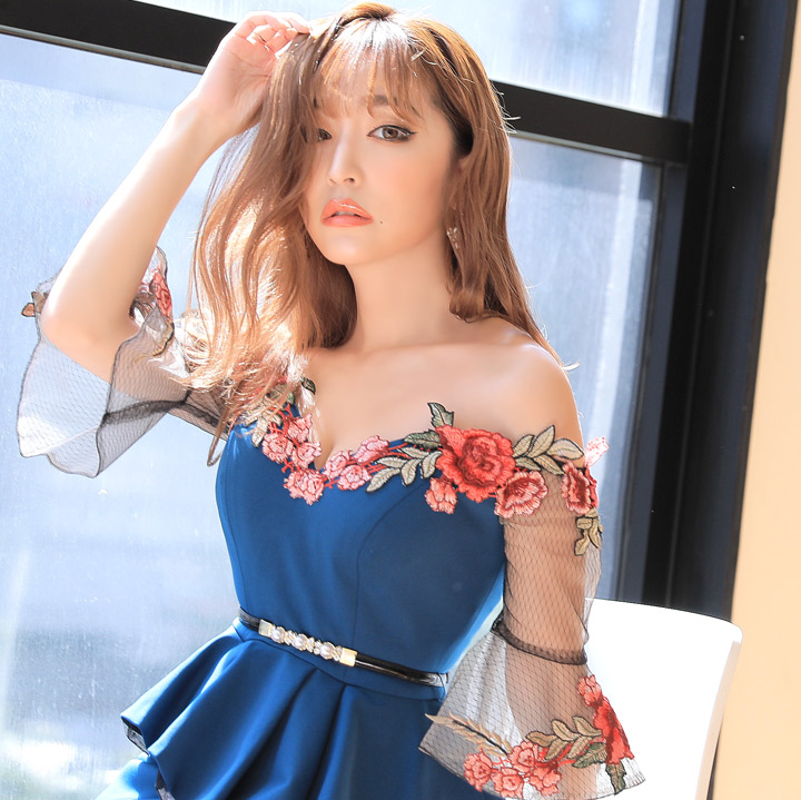 新品未使用 Alice キャバドレス ペプラム ミニドレス 白 タイトドレス M-