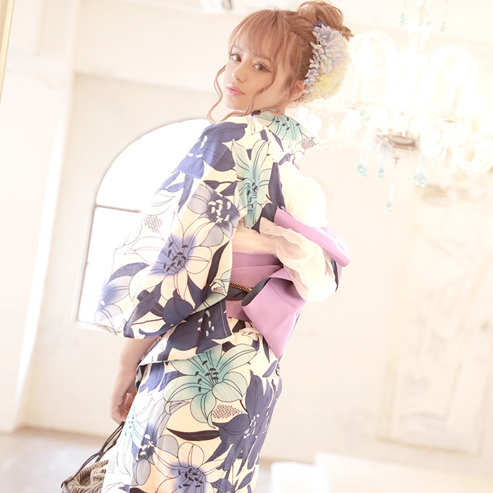 即日発送 浴衣 白地に青い百合浴衣セット 19obi 17 19himo Bk Yobi 030 Wh Hc02