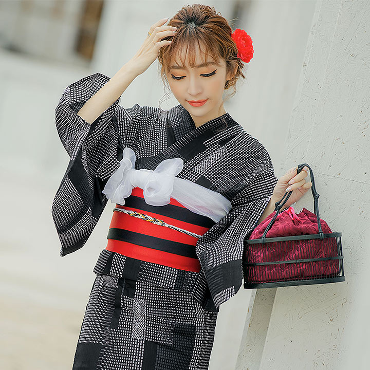 浴衣 シックな黒地デザイン浴衣セット 19obi 2 Yobi 030 W 19himo Bk Hc02