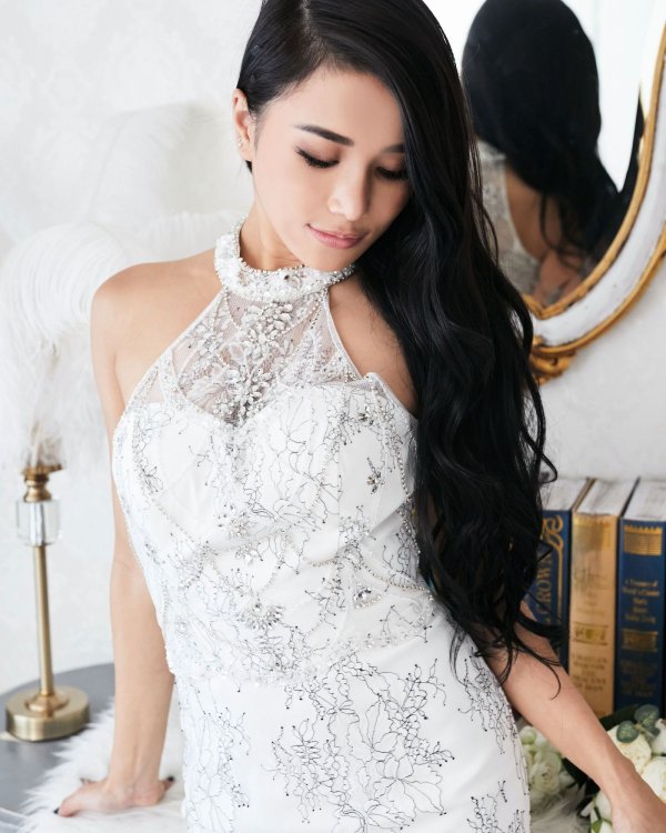 画像5: XLサイズあり【Alice/アリス】ホルターネック/ 総レース/ ビジュー/アメスリ/ ミディアム丈/ミニドレス/ キャバドレス【HC03】 (5)