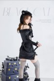 ブラック　モデル身長：166cm　着用サイズ：Fサイズ