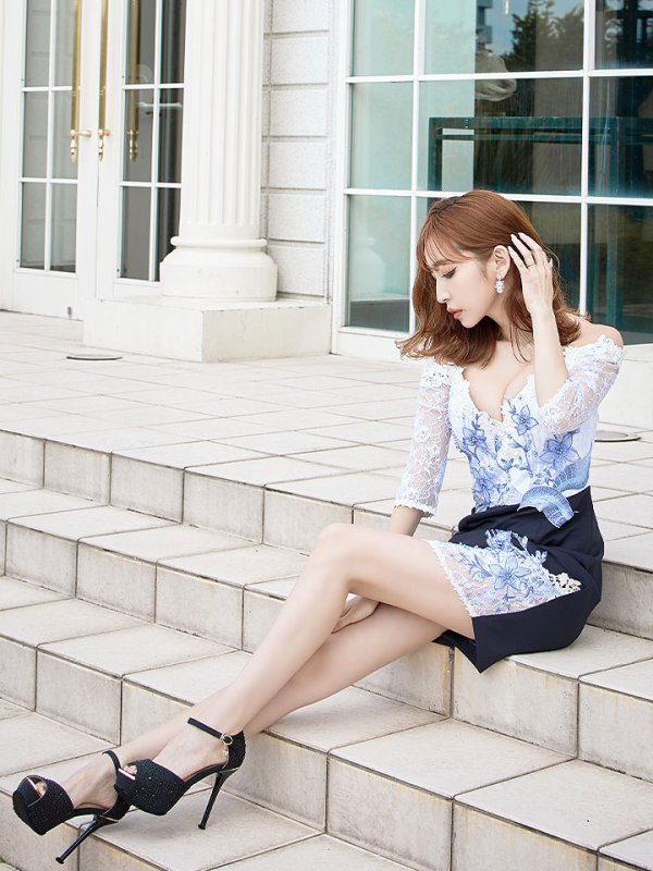 画像2: Lサイズあり【IRMA/イルマ】フラワーレース/ オフショル/ 袖あり/ タイト/ ミニドレス/ キャバドレス【HC02】 (2)